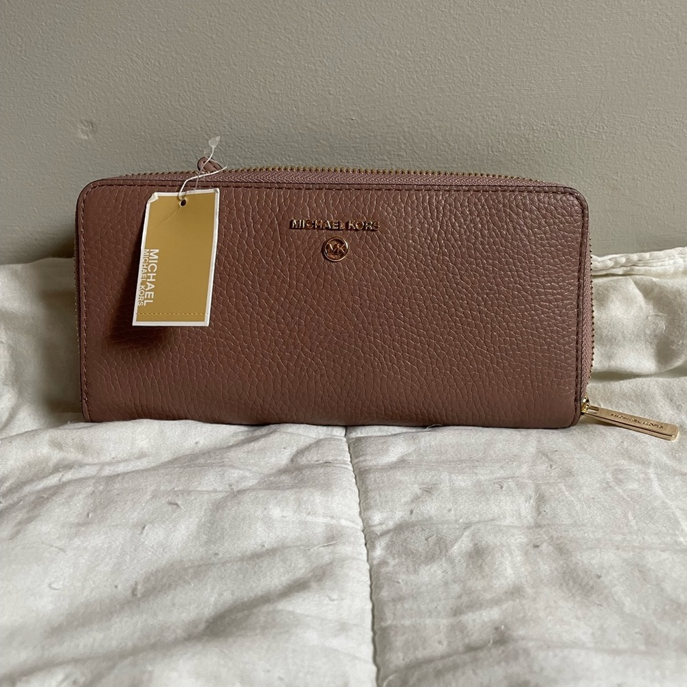 Michael Kors Fawn Wallet